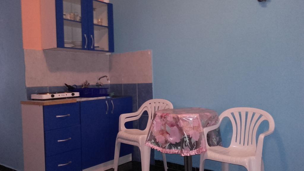 Guest House Dragomir Sutomore Habitación foto