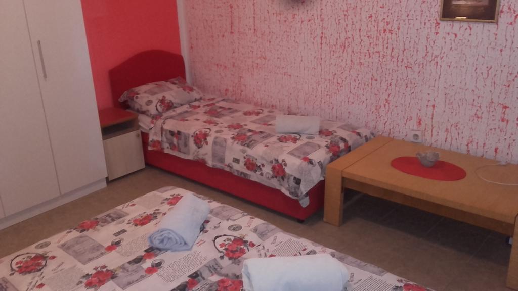 Guest House Dragomir Sutomore Exterior foto