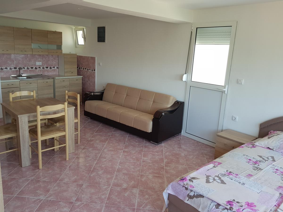 Guest House Dragomir Sutomore Exterior foto