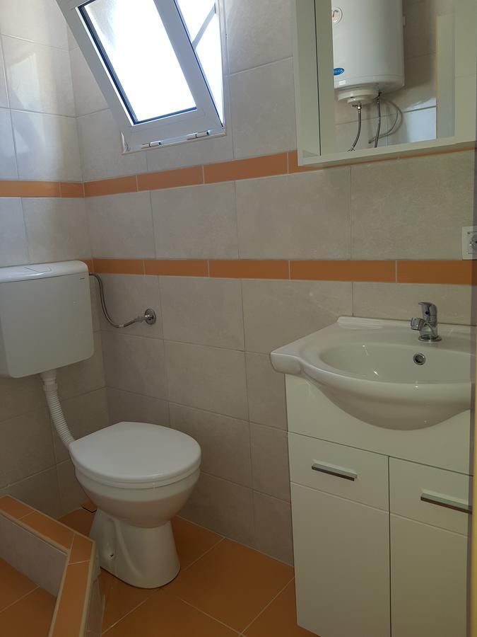 Guest House Dragomir Sutomore Exterior foto